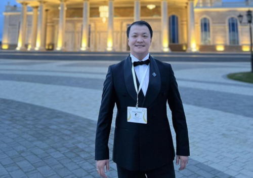 Б.Дэлгэрбаяр олон улсын дуурийн дуулаачдын уралдаанд гуравдугаар байр эзэлжээ